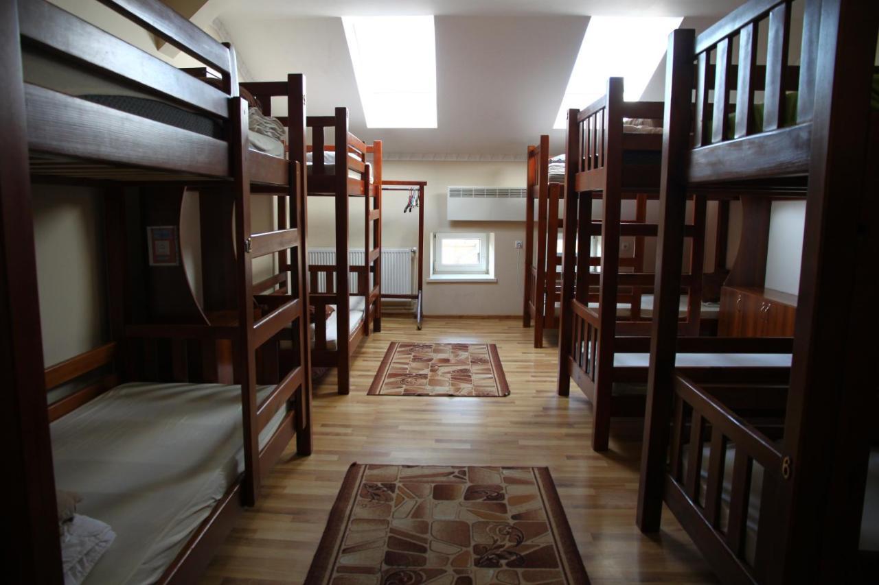 Lions Heart Hostel Lviv Exterior photo